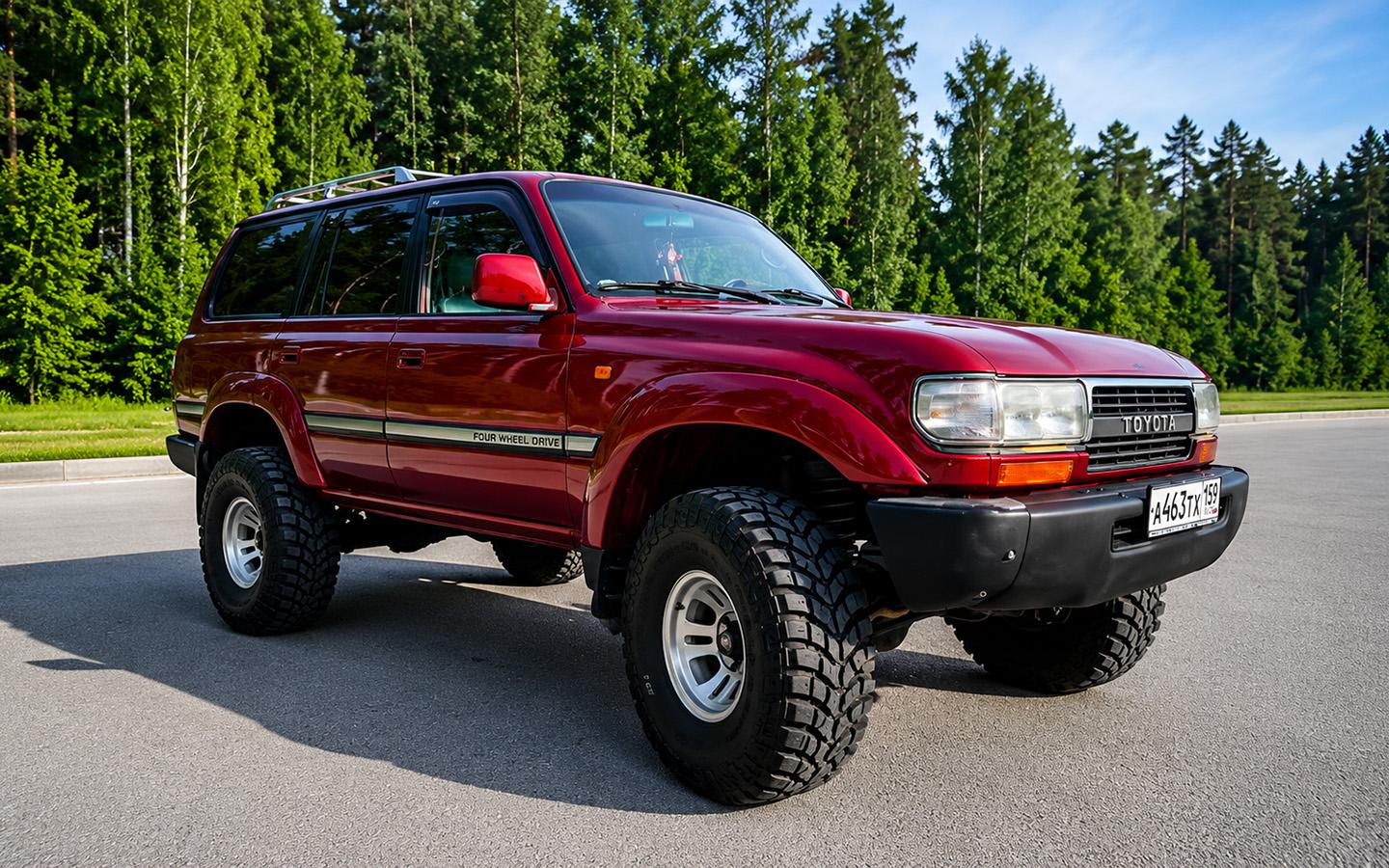 «Одна поездка — ₽50 тыс.». Опыт владения 35-летним Toyota Land Cruiser 80