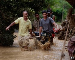 ЧС в Бразилии: спасатели не могут добраться в отрезанный дождями регион