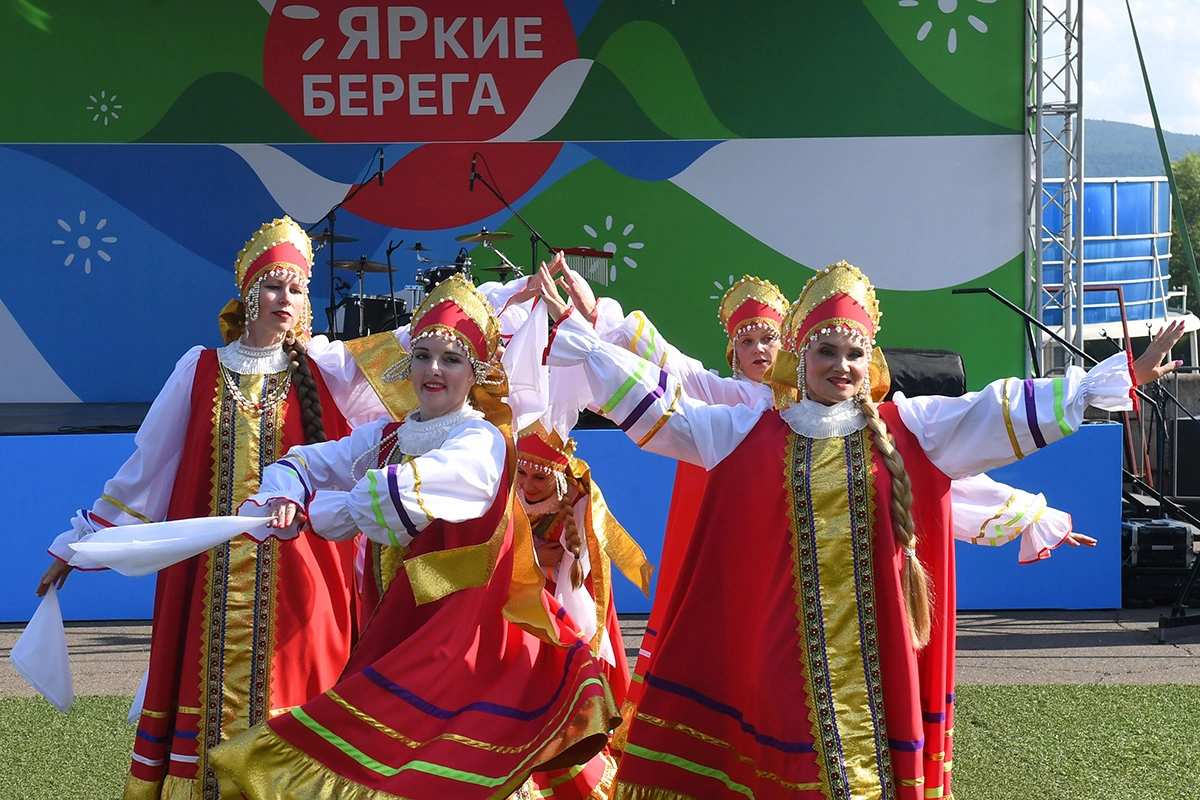 Городская площадка проекта «ЯРкие БЕРЕГА»
