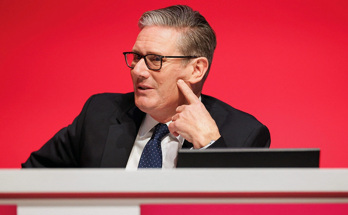 Phil Noble / Reuters