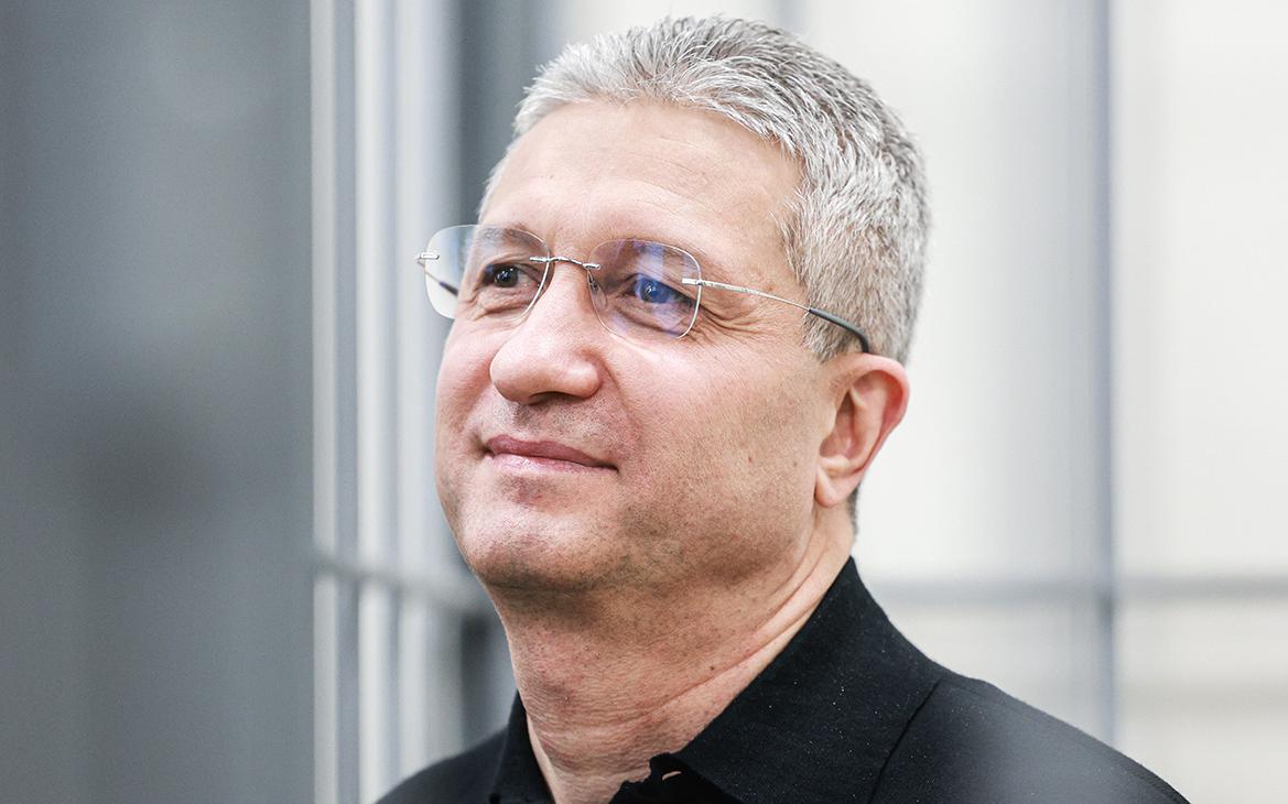 Суд продлил арест экс-замминистра обороны Иванова и бизнесмена Фомина