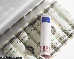 Forex: Доллар остается сильнее евро