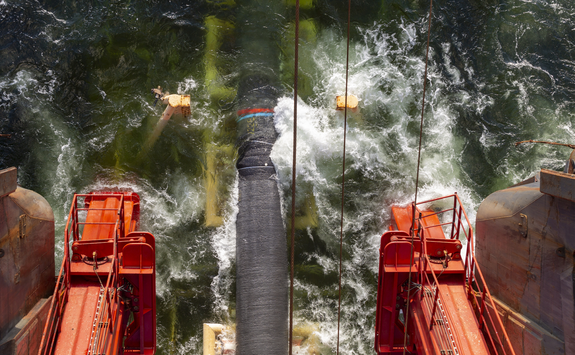 Укладка газопровода &laquo;Северный поток-2&raquo; в Финском заливе