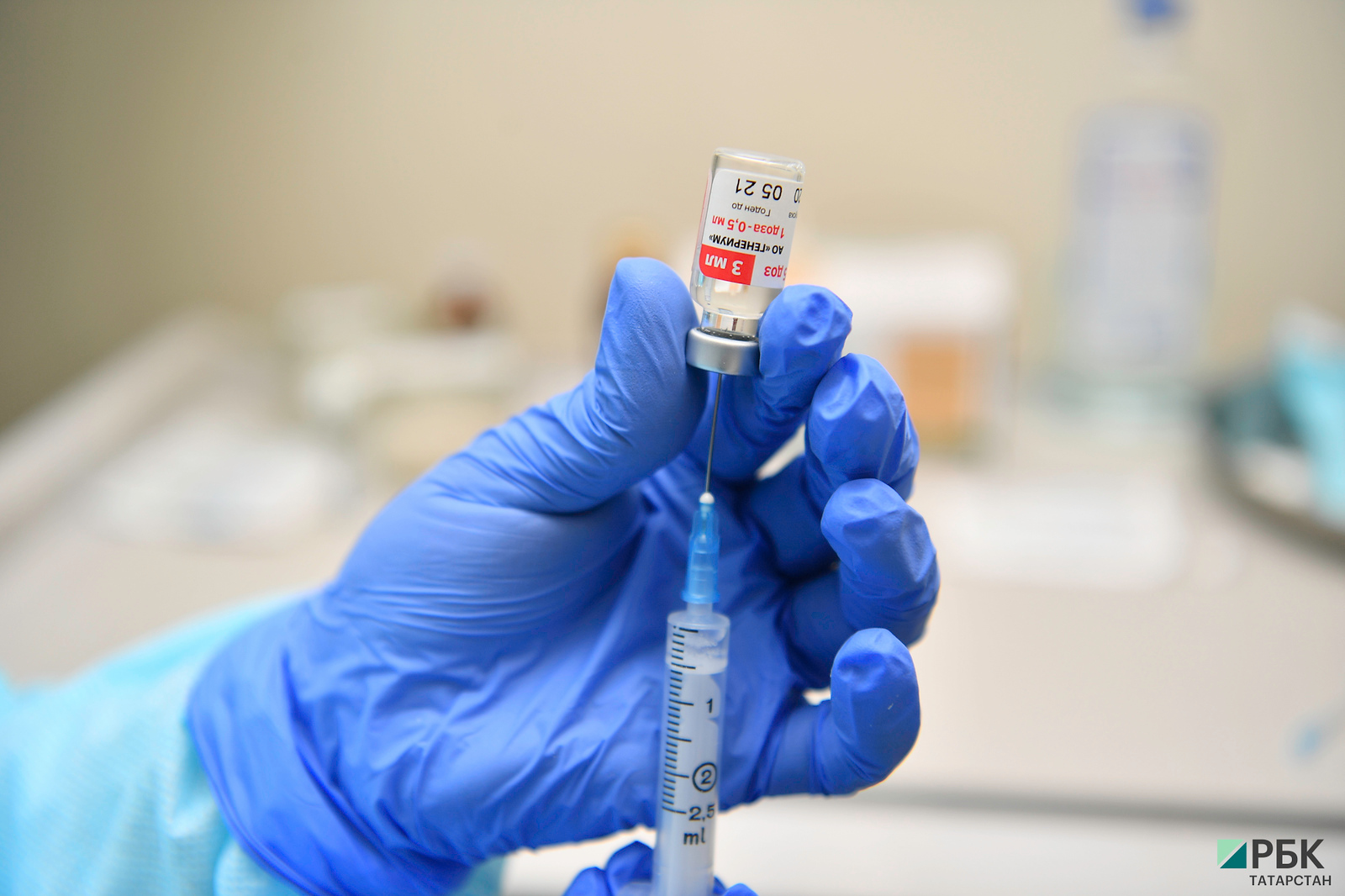 Вакцина «КовиВак» не поступит в Татарстан еще 10 дней