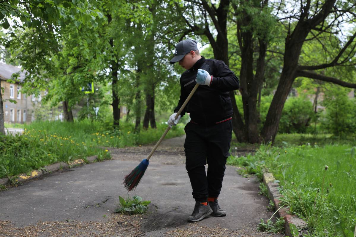 Благодаря нацпроекту около 5000 школьников смогут устроиться на работу
