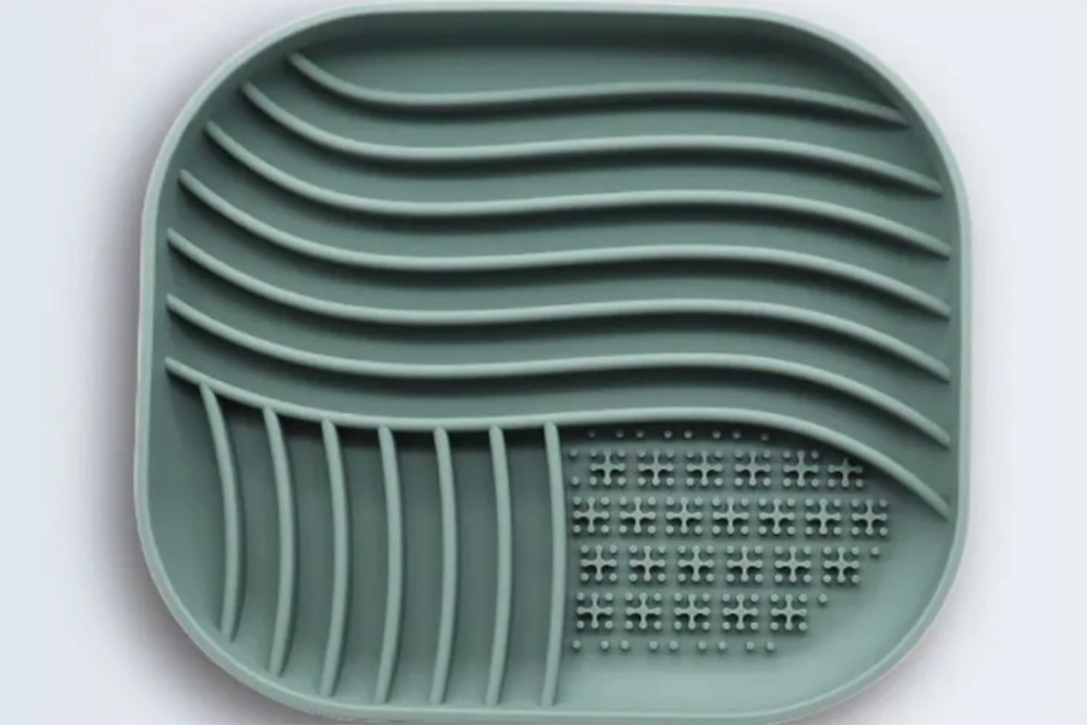 Пользоваться таким ковриком лучше не чаще одного раза в день, чтобы не вызывать стресс у животного