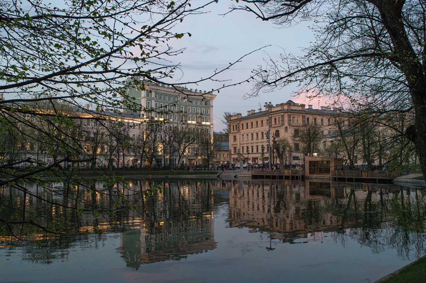 Чистые пруды