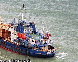 Экипажу Lehmann Timber запретили эвакуироваться с судна