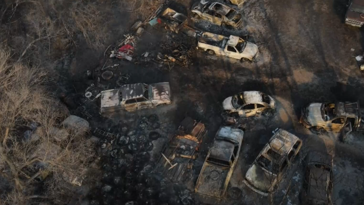 Дома сгорели: последствия лесного пожара в Техасе