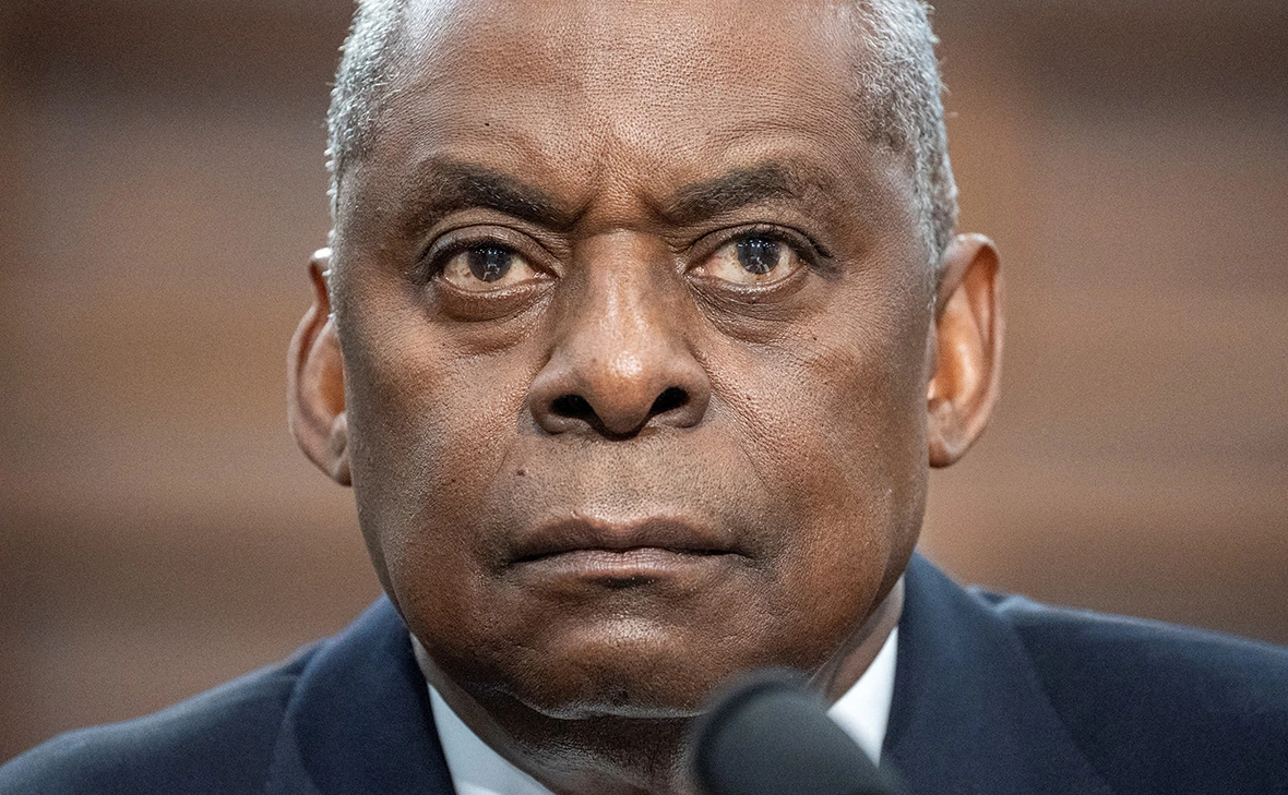 Ken Cedeno / Reuters