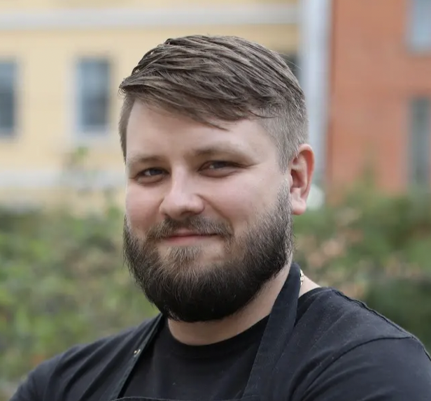 Владислав Кистаев