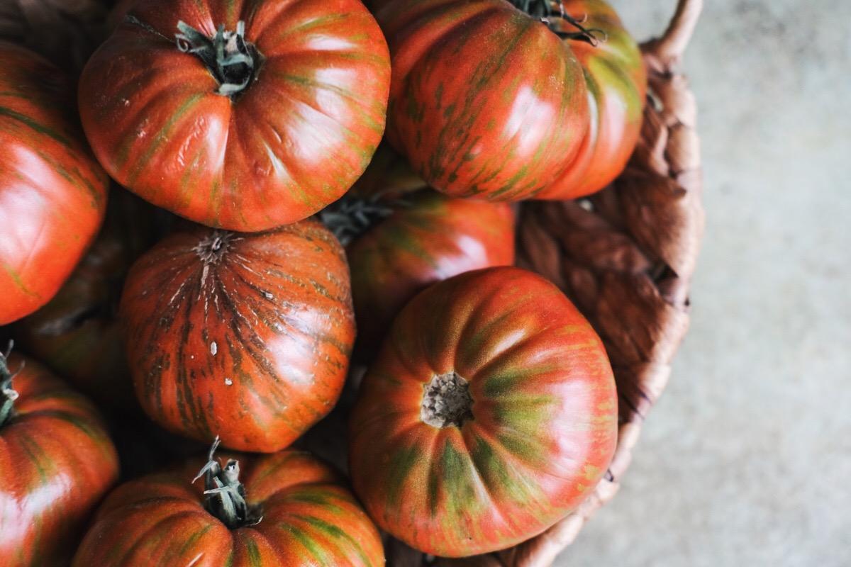 Ликопин оказывает на кожу защитное действие