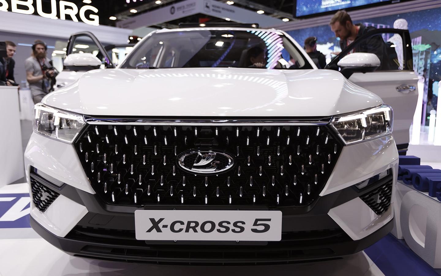 Иностранцы оценили новую Lada X-Cross 5