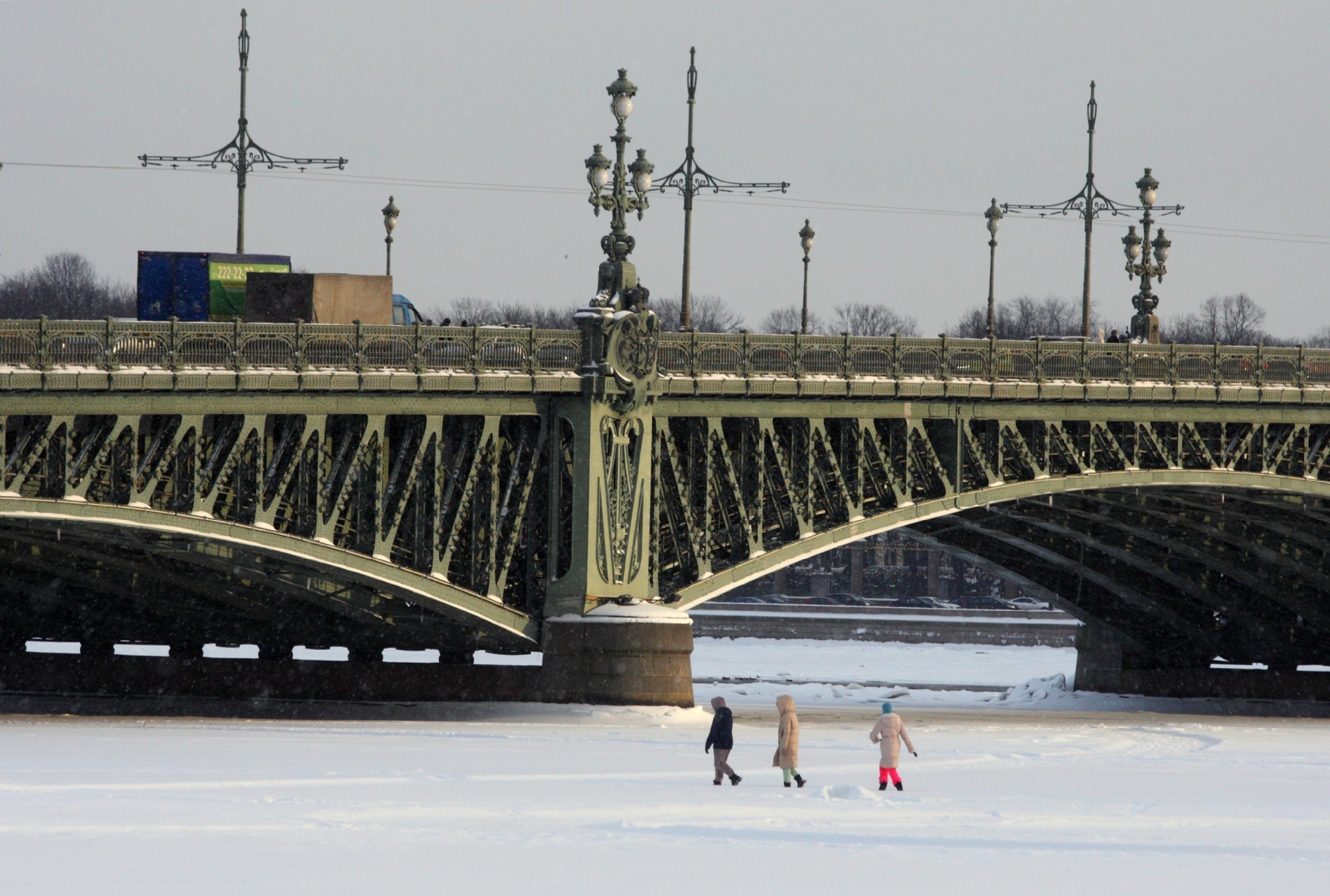 Троицкий мост
