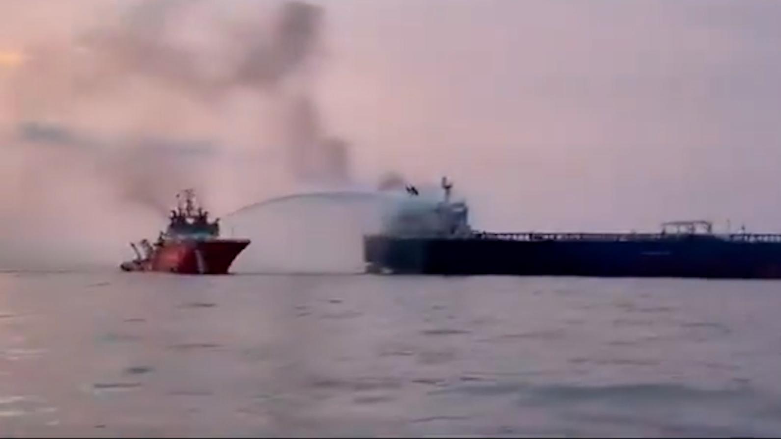Капитан атакованного в Черном море танкера передал сообщение о дронах