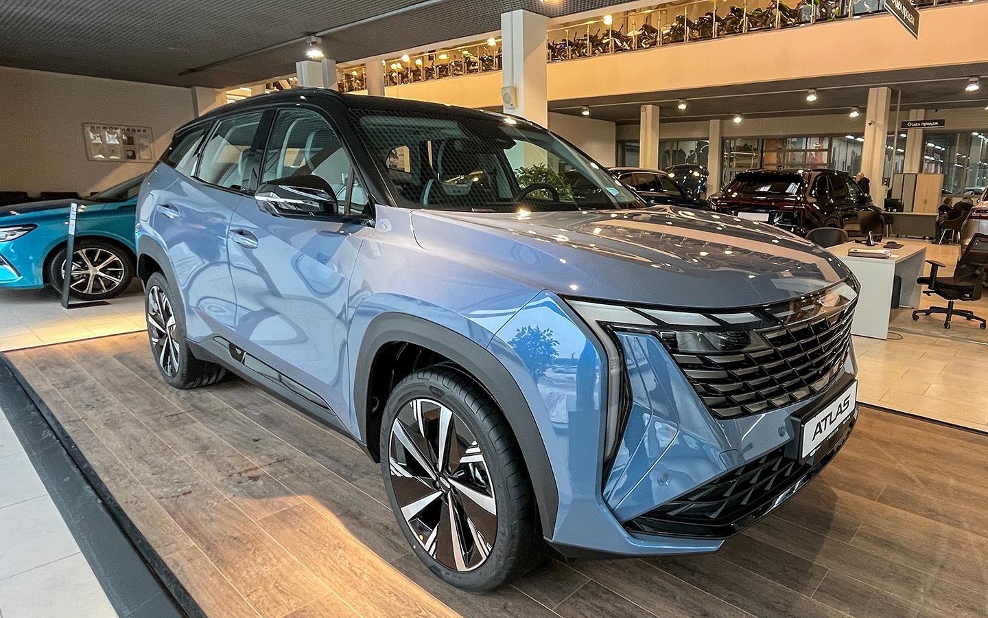 Россияне начали активнее брать машины в кредит. Причины и ставки