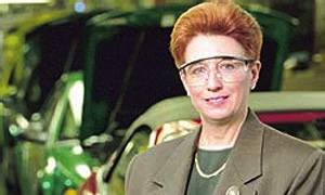 Анна Стивенс - один из основных инициаторов и лидеров идеи возрождения автомобильного бизнеса компании Ford