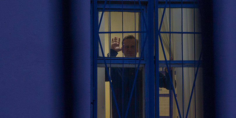 Полиция отпустила Навального до суда