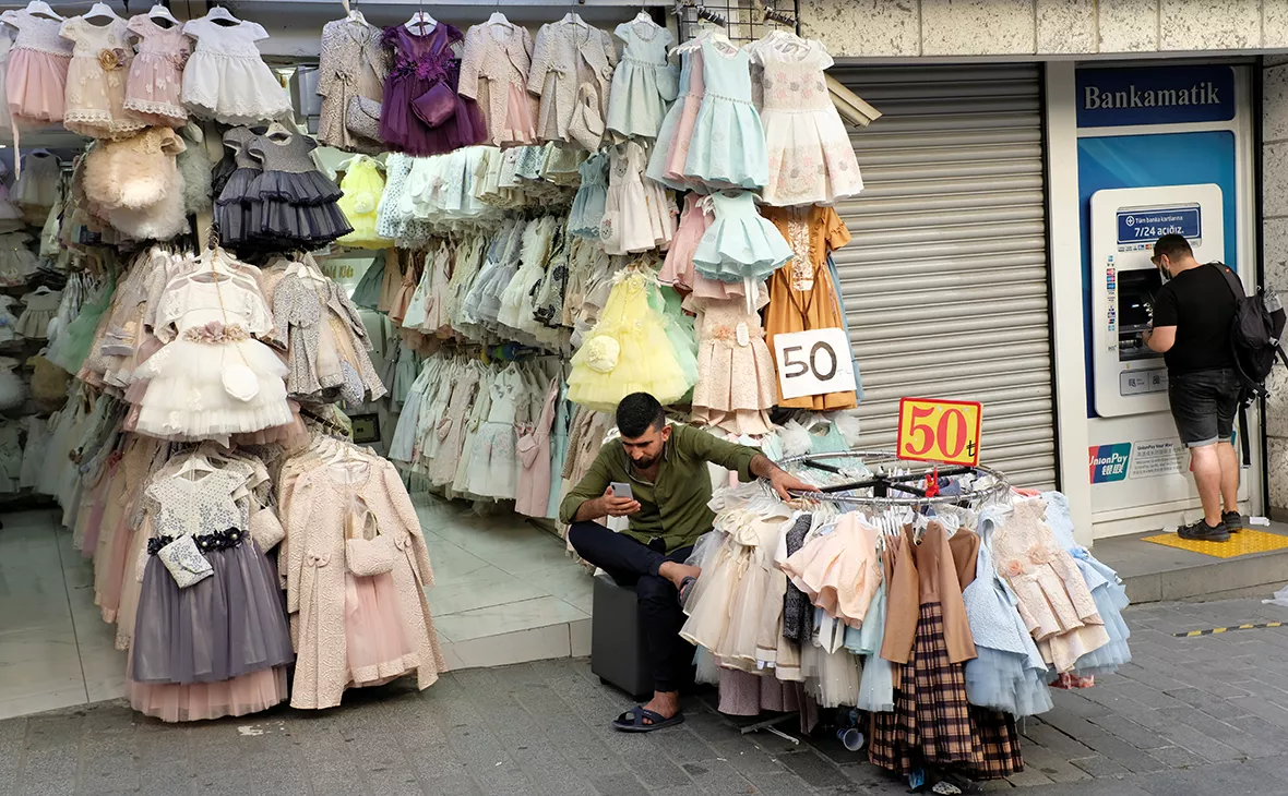 Murad Sezer / Reuters