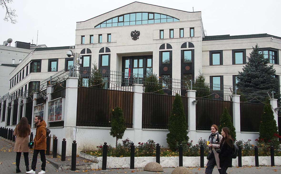 Вид на здание посольства России в Молдавии