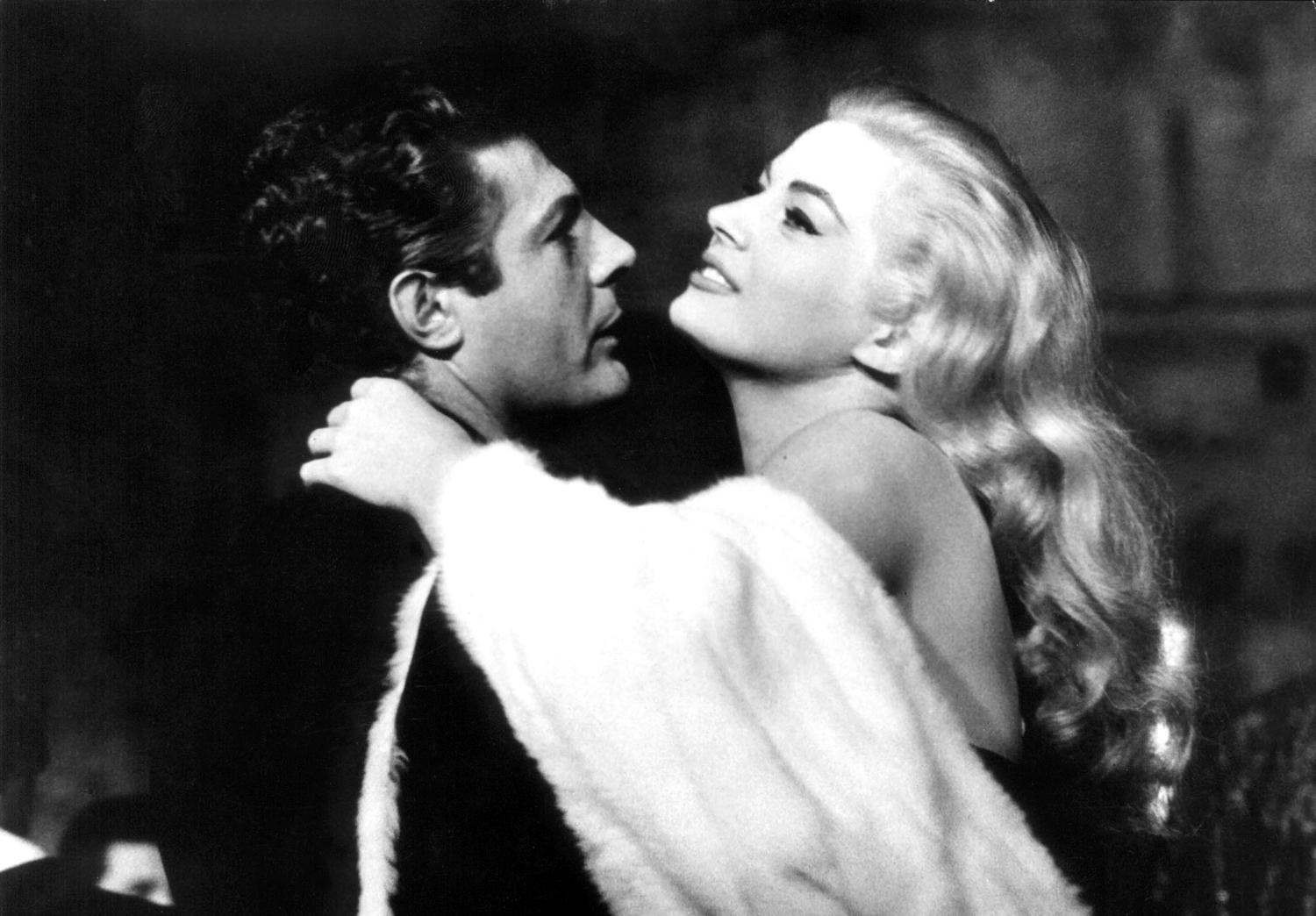 Кадр из фильма «Сладкая жизнь»