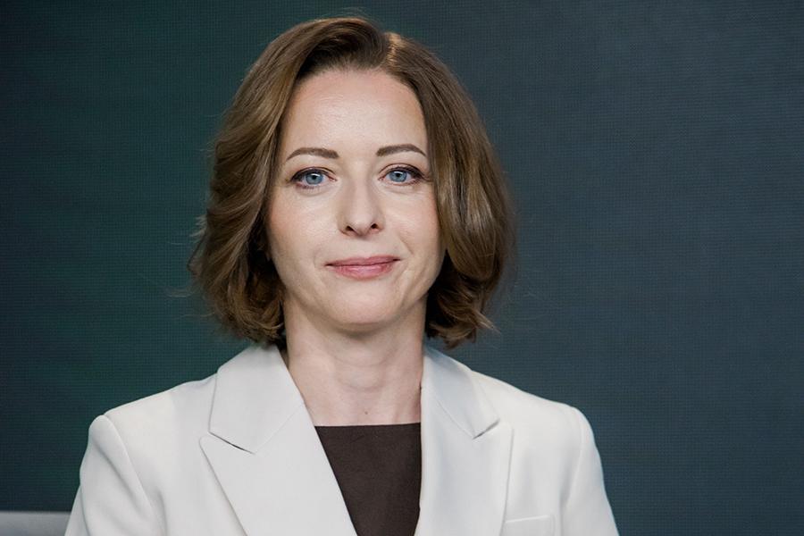 Элина Тихонова