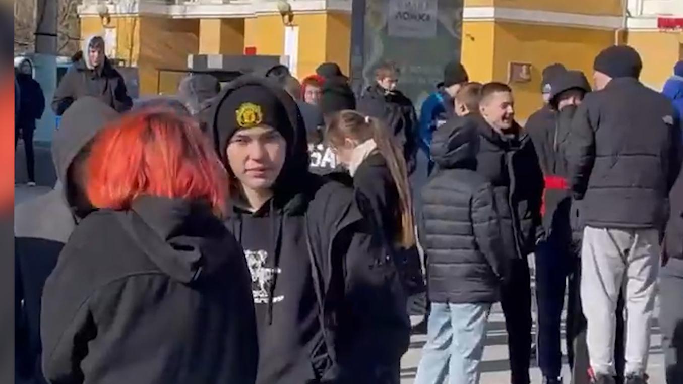В Чите задержали участников акции движения «ЧВК «Рёдан»
