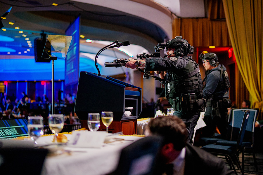 Andrew Harnik / Getty Images