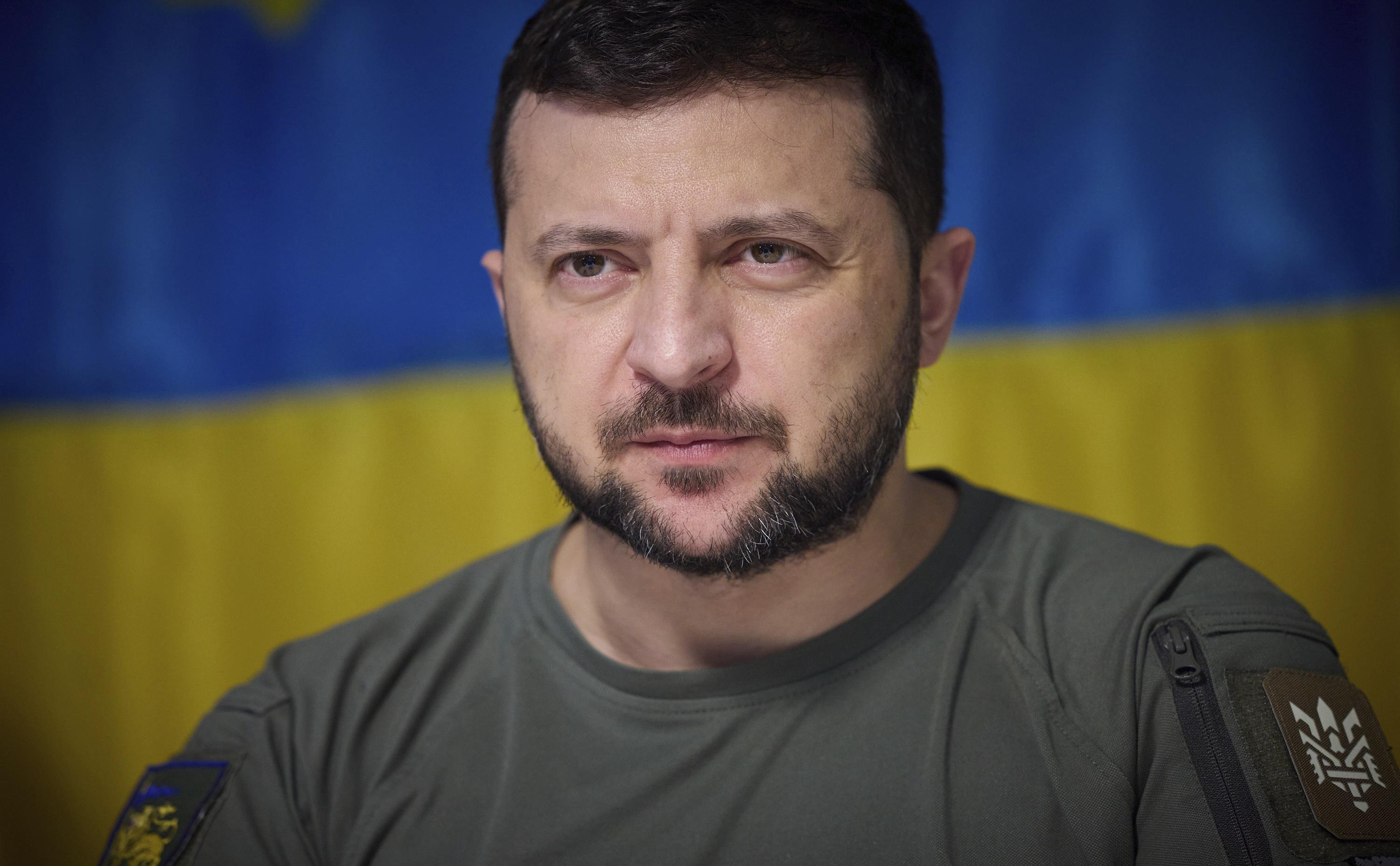 Зеленский призвал к эвакуации из Донецкой области и пообещал помощь"/>













