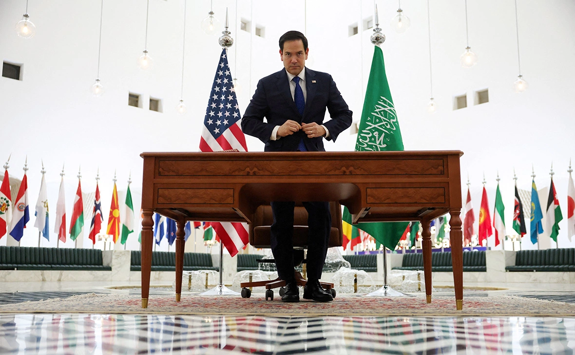 Evelyn Hockstein / Reuters