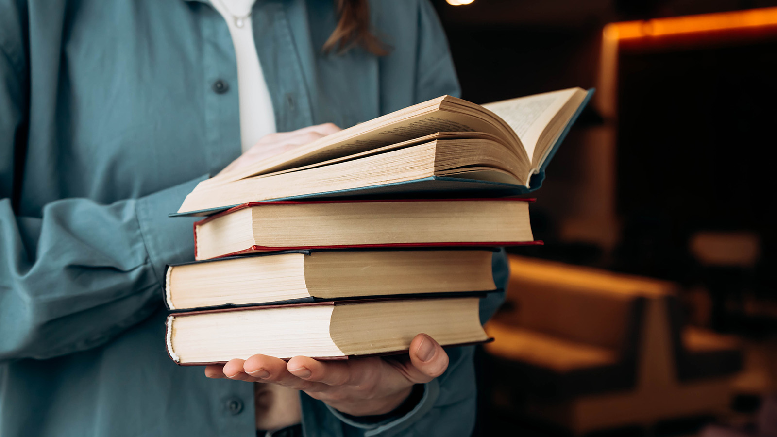 В России вырос спрос на книги о поиске смысла жизни. Топ философов