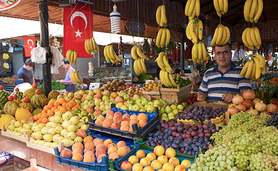 Турецкие фрукты на&nbsp;рынке