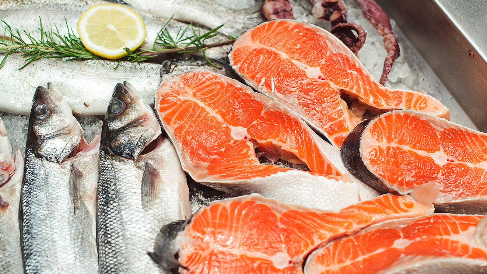 В Госдуме предложили ввести «рыбный четверг» в магазинах