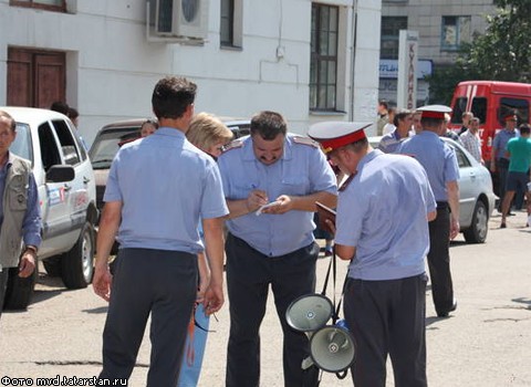 Полицейские обезвредили женщину, захватившую нотариальную контору в Казани