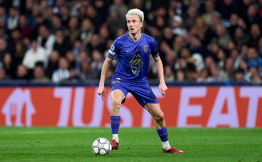 Александр Головин