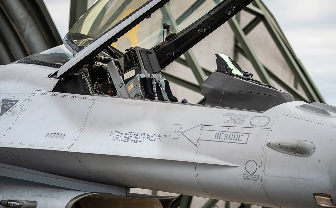 ministerstwoobronynarodowej / Flickr