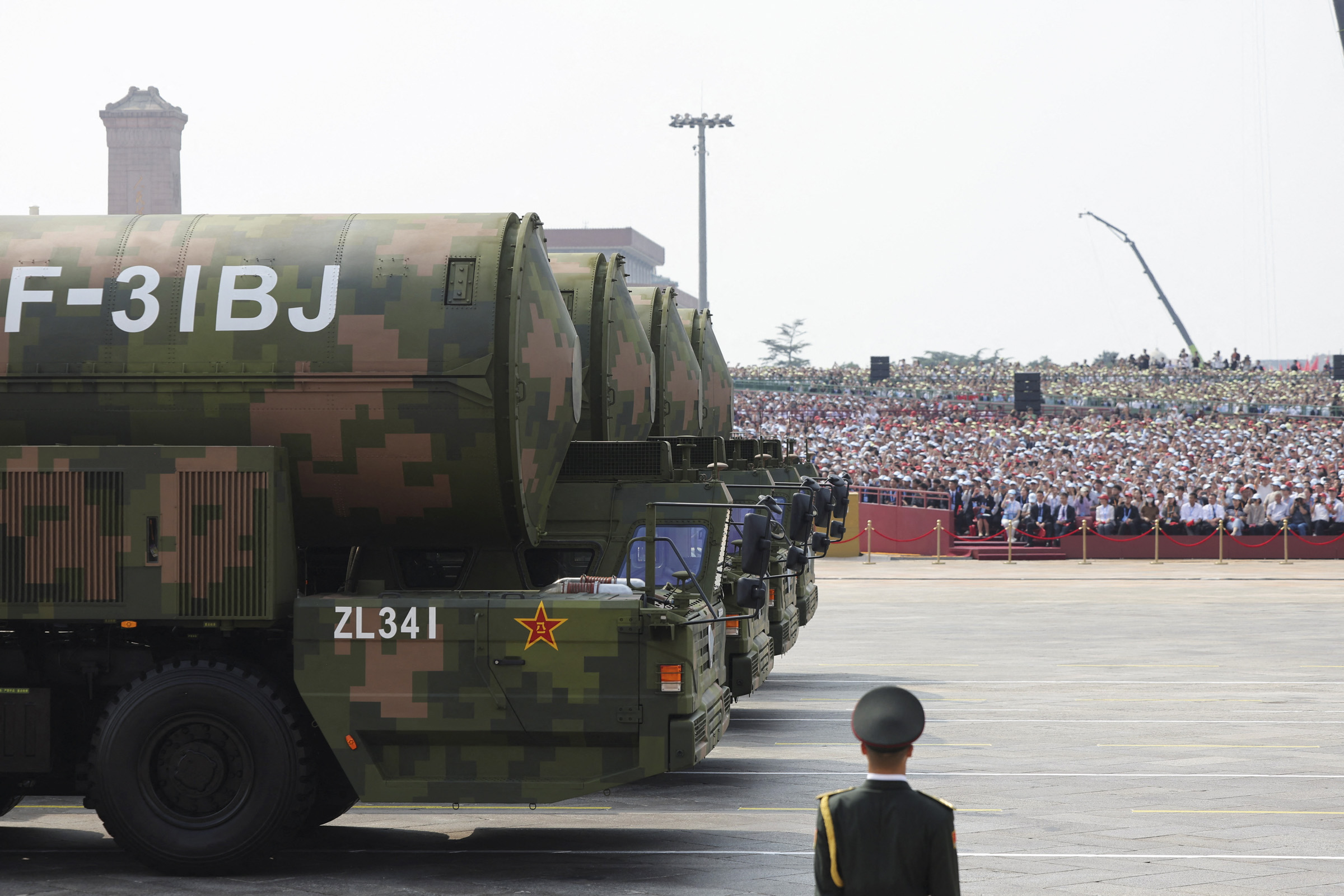 Китайская ракета DF-31BJ на военном параде в Пекине