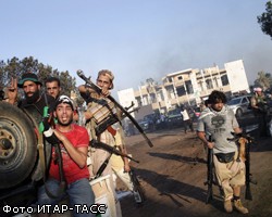 Повстанцы ищут М.Каддафи в Триполи