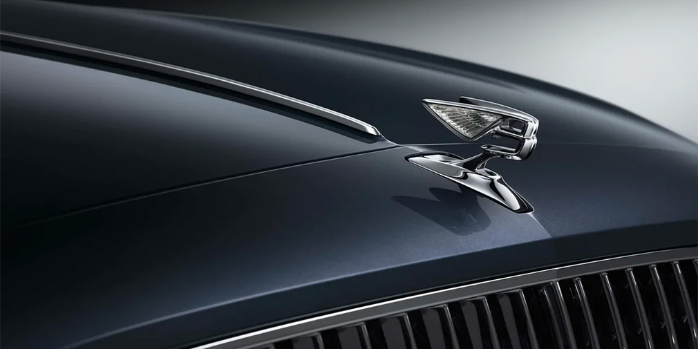 Разрешите представиться. 5 фактов о новом Bentley Flying Spur