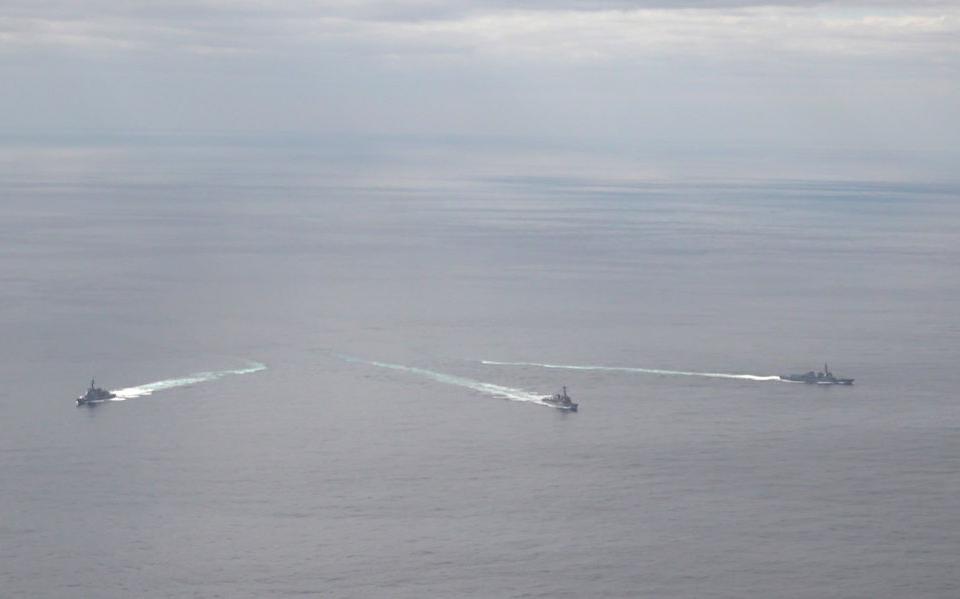 Корабли США и Китая едва не столкнулись близ Тайваня