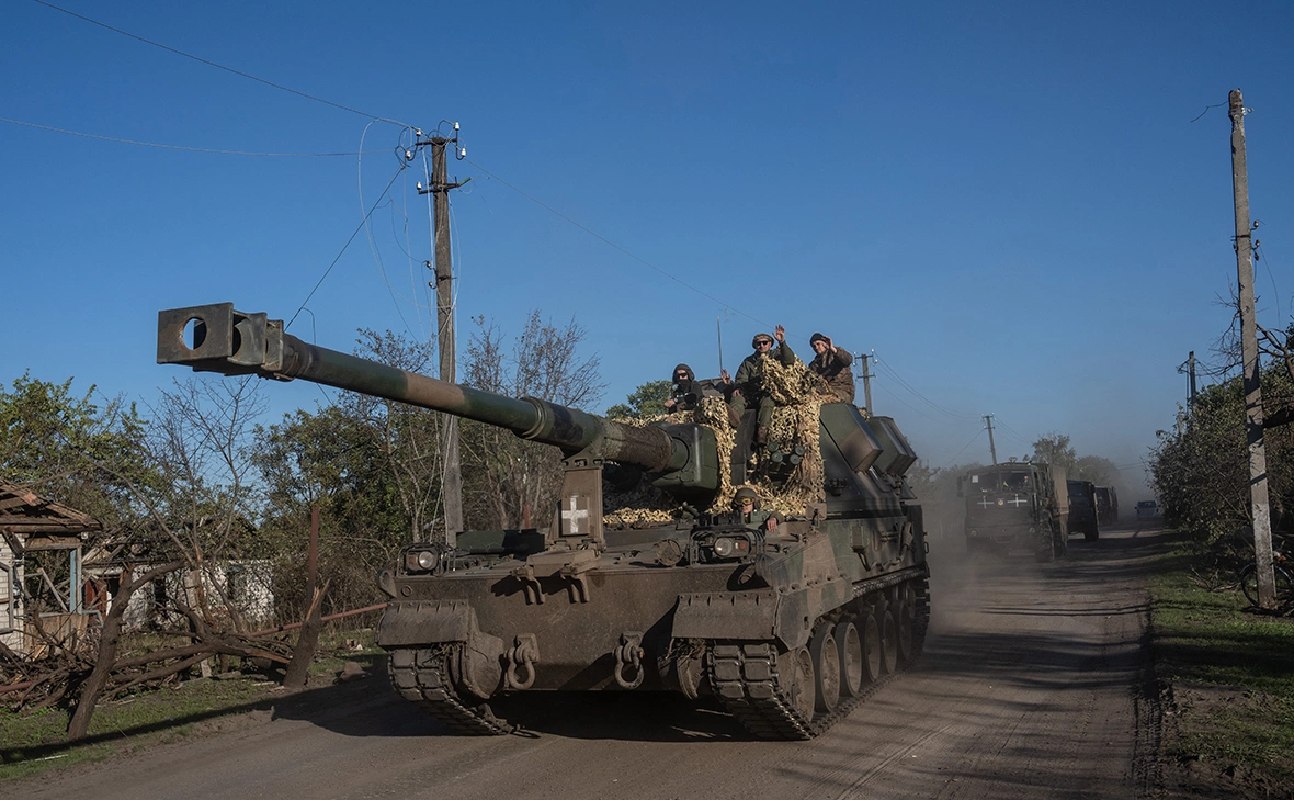 Carl Court / Getty Images