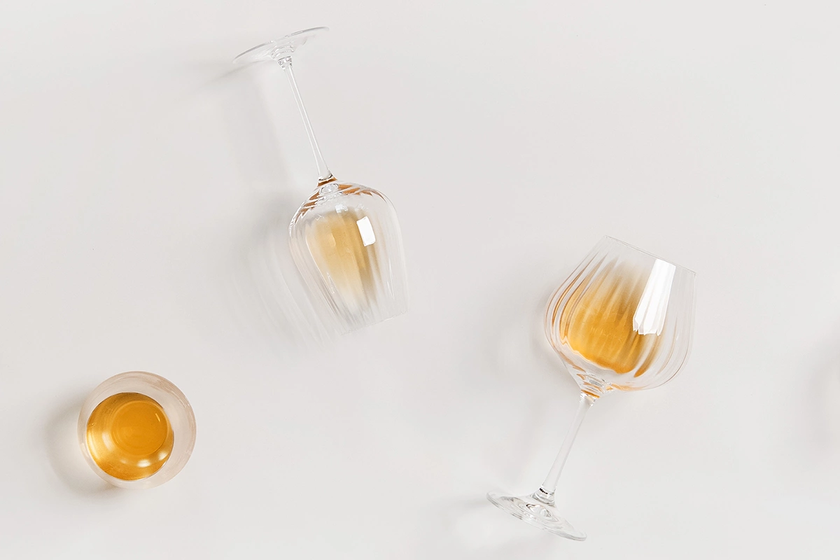 В итоге получается цвет от водянистого оранжевого до почти коричневатого