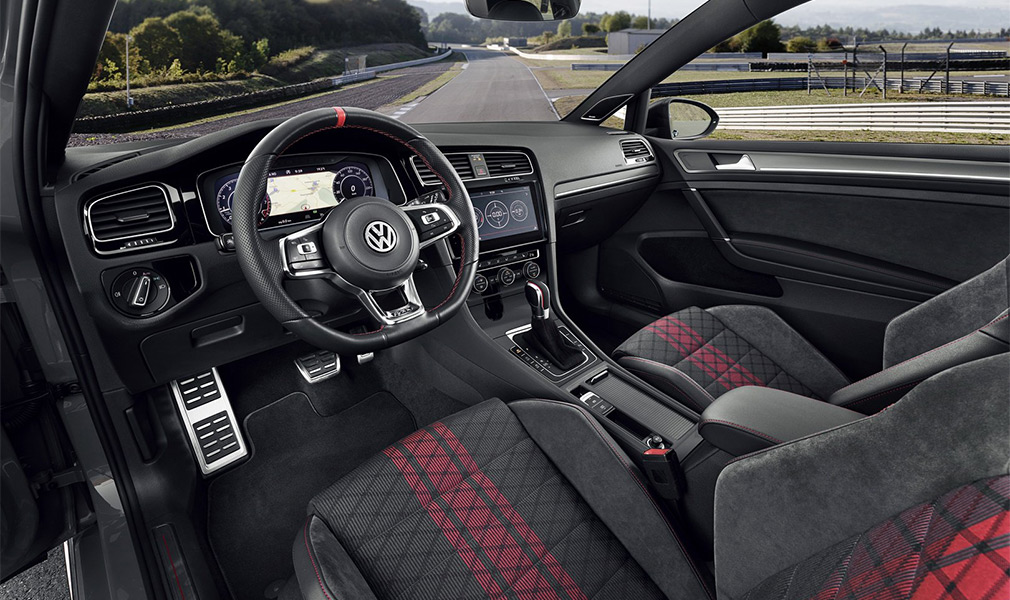 Volkswagen запустил в серию 290-сильный Golf в стиле гоночного автомобиля