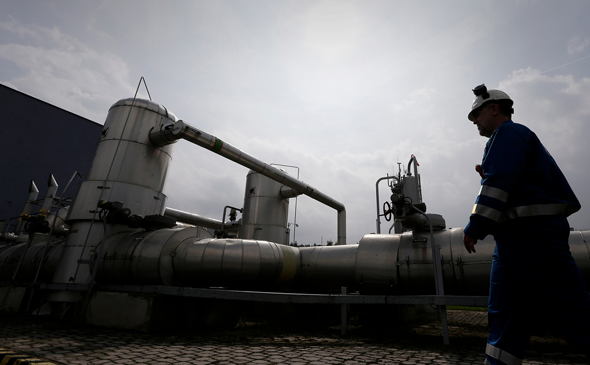 В Чехии заявили об отказе платить за российский газ рублями"/>













