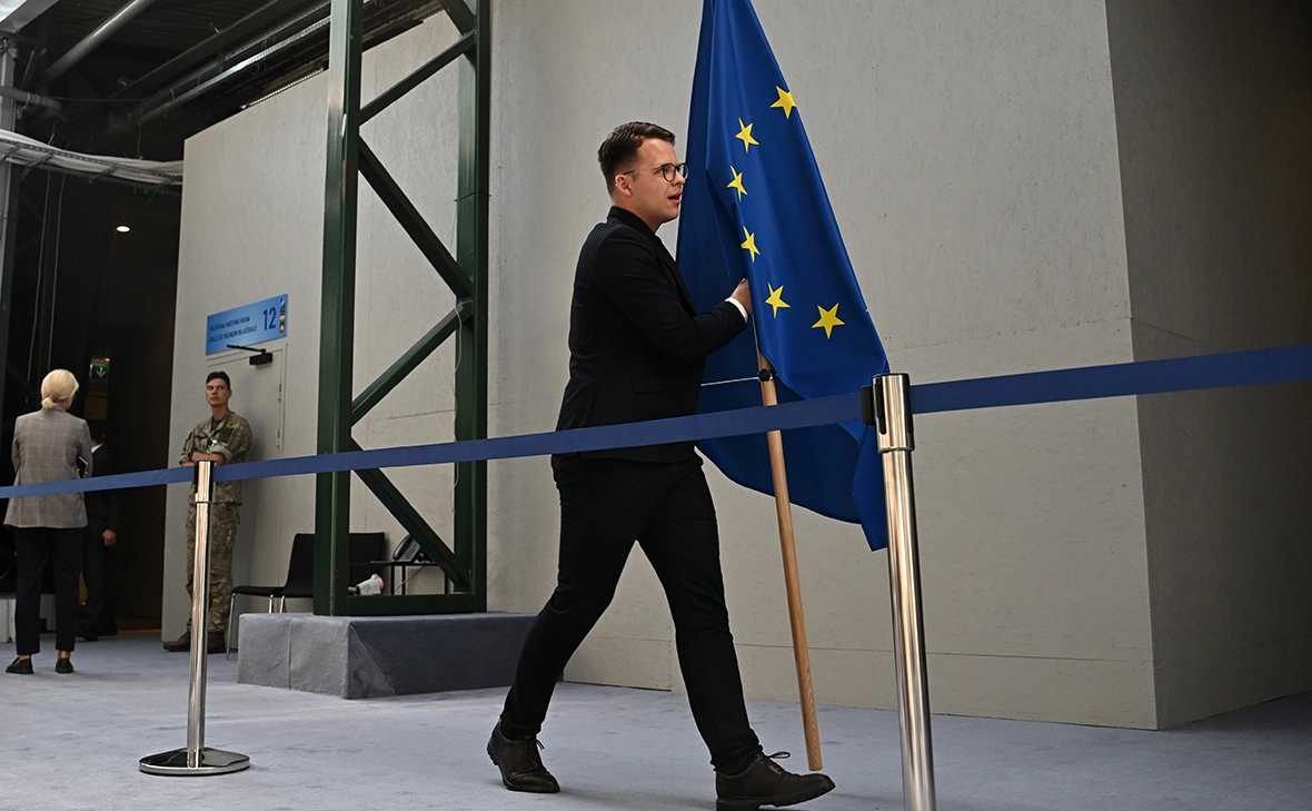 Paul Ellis / Getty Images