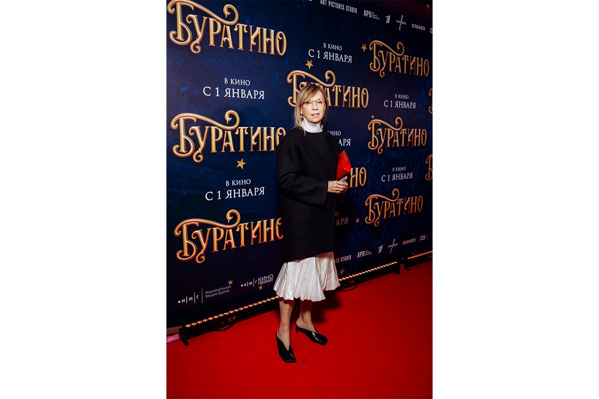 Алена Долецкая