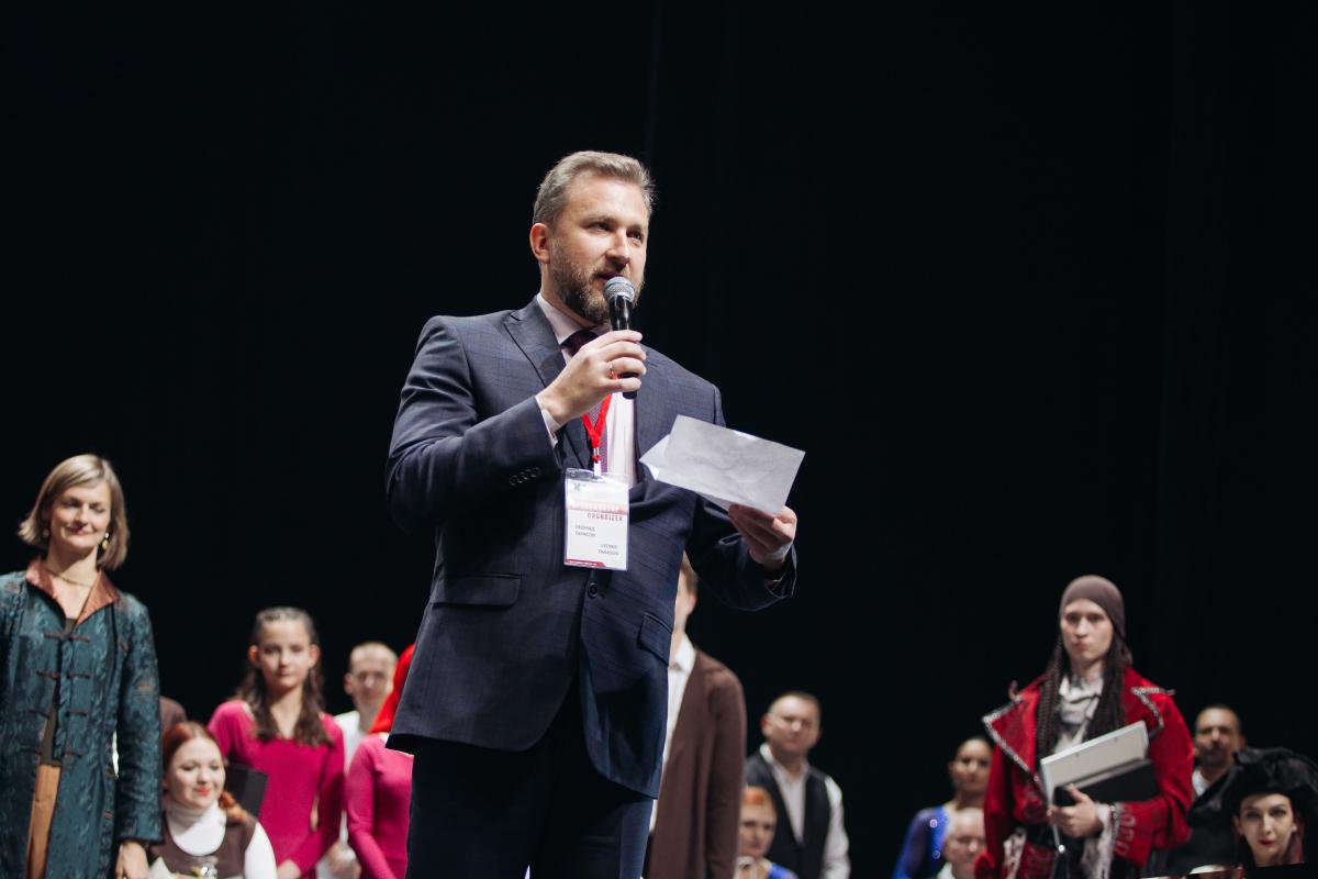 Леонид Тарасов на фестивале в «Крокус Сити Холл»