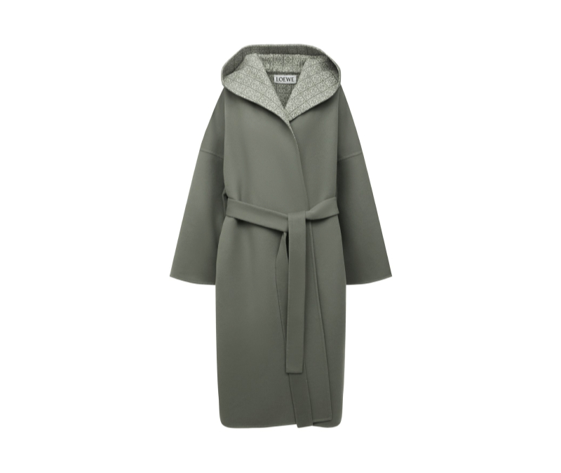 Женское пальто Loewe, 389 000 руб.
