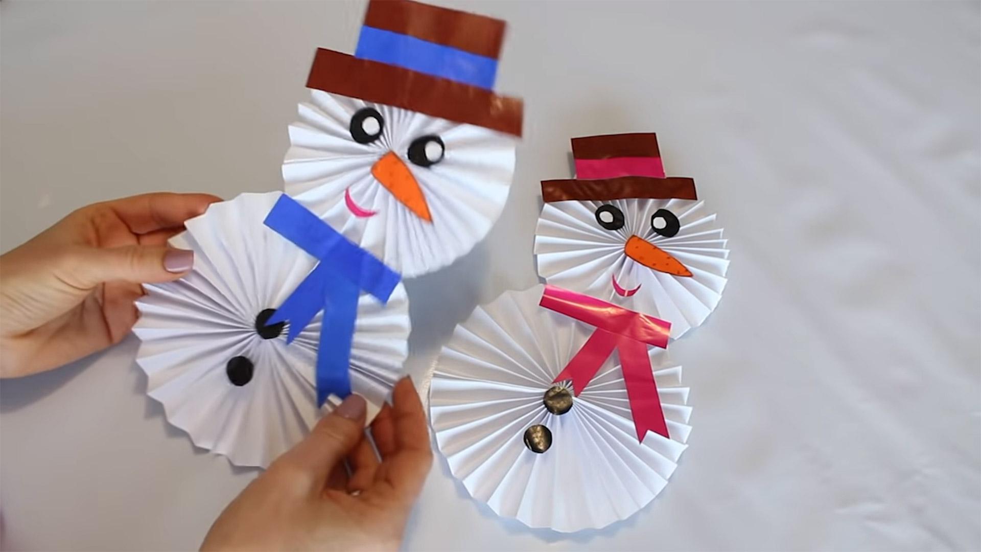 Дед мороз и снеговик из бумаги. Поделки для детей