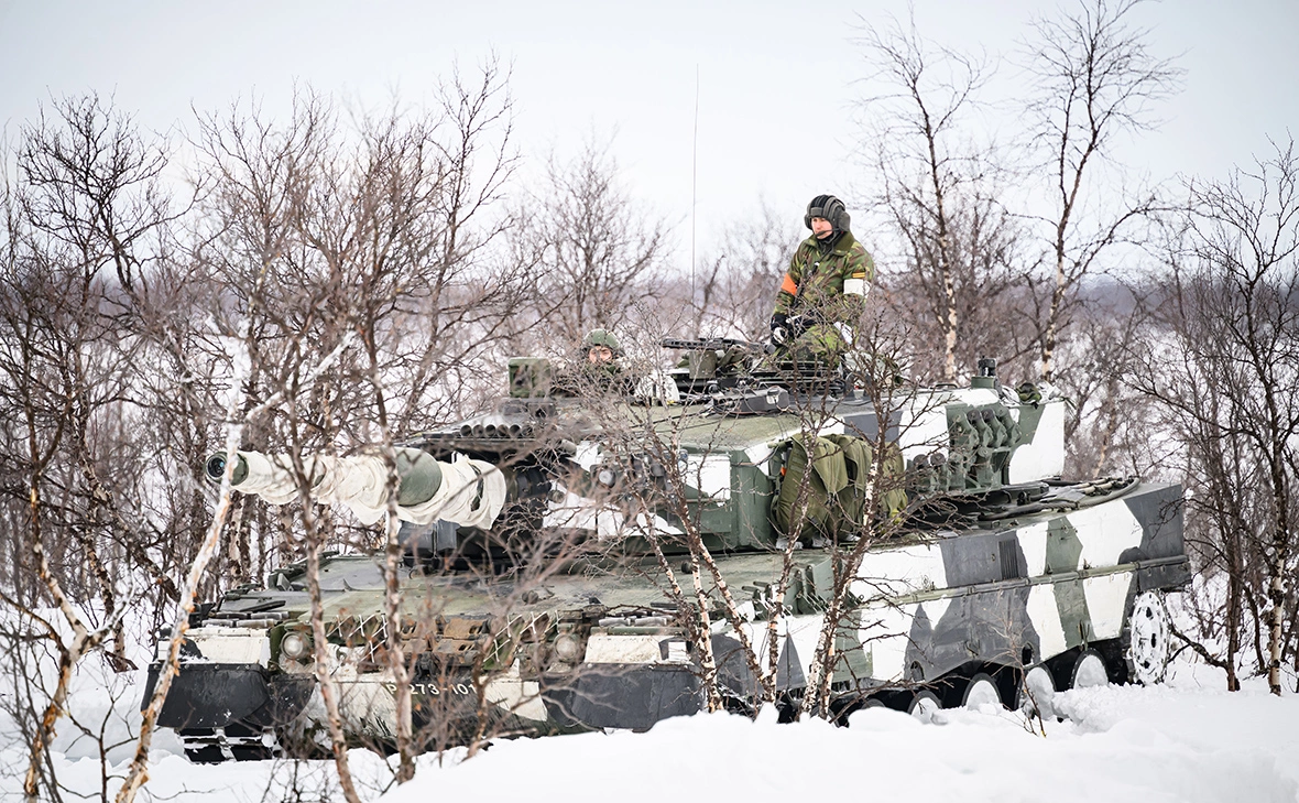 Leon Neal / Getty Images